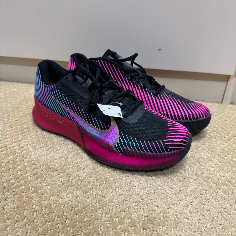 Nike Black and Vibrant Pink Running Shoes